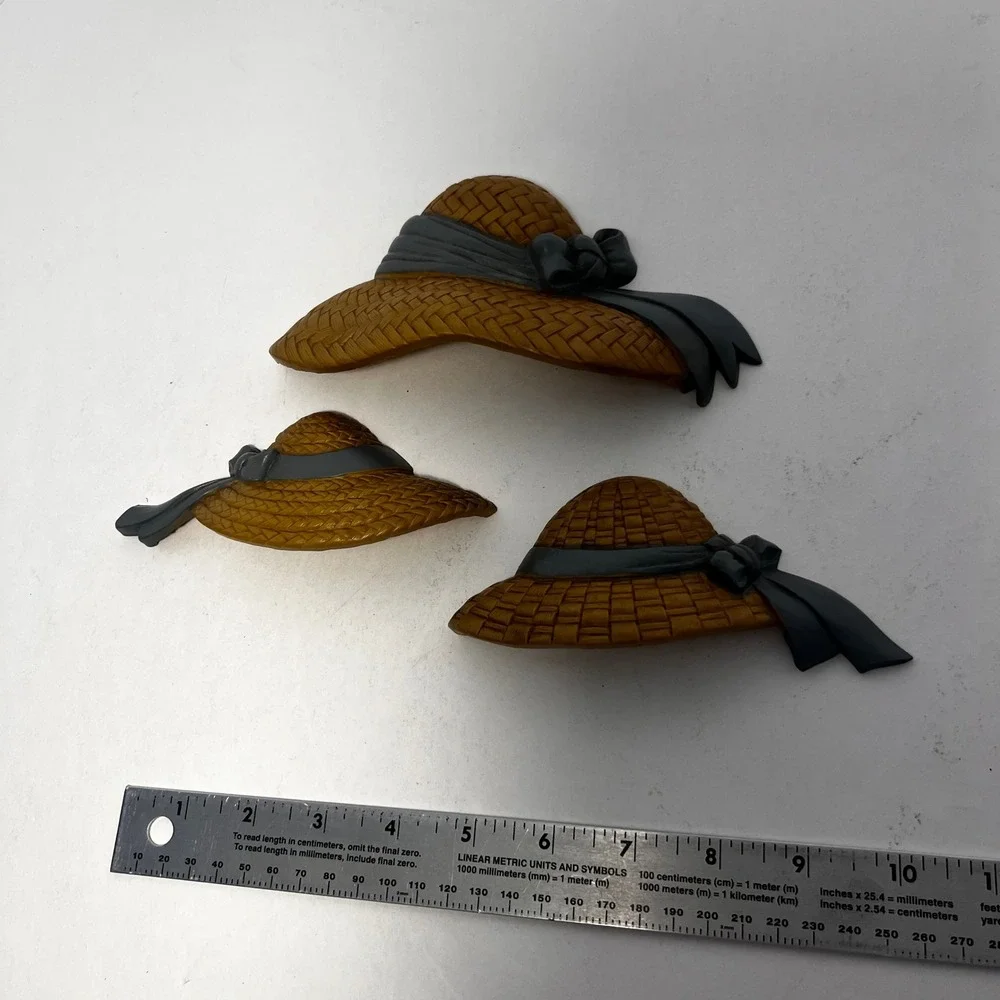 Vintage Burwood Products 1987 Sun Hat Wall Hanging Set 3pc Blue Ribbon 2803-3C